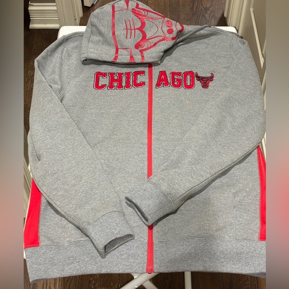 Chicago Bulls Men's Sweatshirt M, Sweatpants S & 2 Hats - Picture 3 of 8